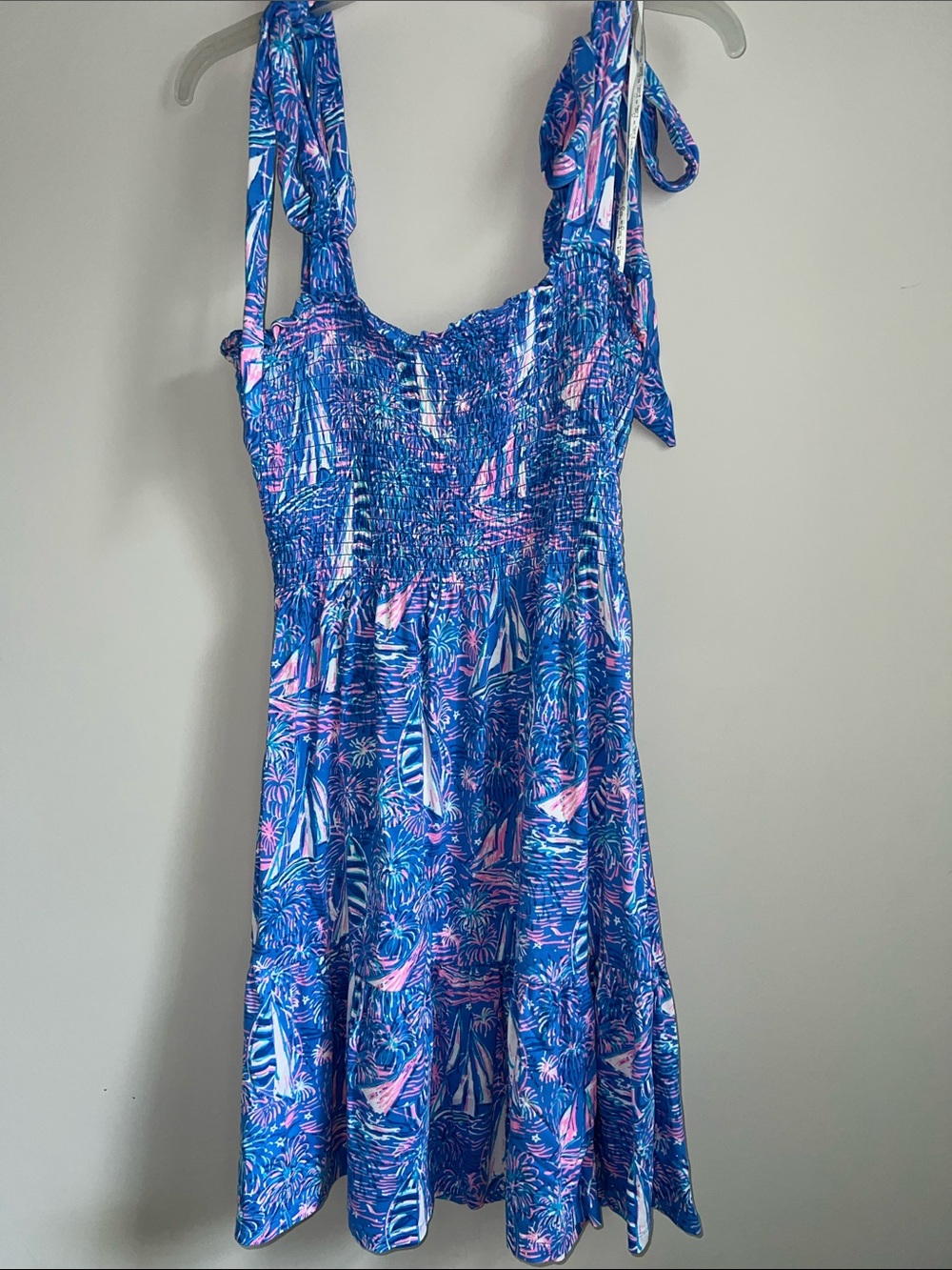 Lilly Pulitzer Blue & Pink Smocked Tie-Shoulder Sundress l large stretch